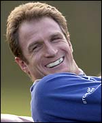 Mike Catt in England training in 2002