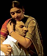 Saleem finds comfort (Photo credit: Manuel Harlan)