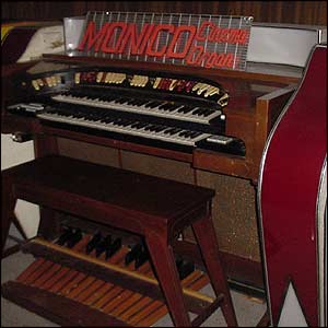 Organ at the Monico