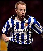 Dag & Red defender Paul Terry 