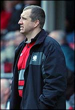 Neath coach Lyn Jones