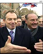 Tony Blair and Jacques Chirac on walkabout in Le Touquet, northern France, on Tuesday