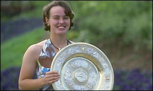 Hingis wins Wimbledon, only missing out on the French Open title in 1997