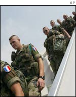 French troops arrive in Abidjan on Friday 