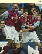 Villa celebrate Gareth Barry's opening goal