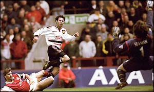 Ryan Giggs scores a wonder goal at Villa Park