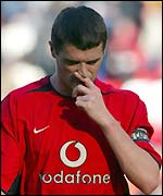 Man Utd's Roy Keane leaves the field after the defeat by Arsenal