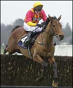Tony McCoy and Tiutchev win the 2002 Ritz Club Ascot Chase
