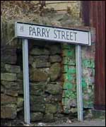 Parry Street sign