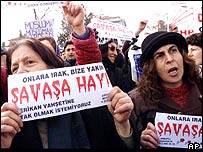 Turkish anti-war protesters