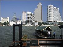 Hotels by Bangkok's Chao Praya river