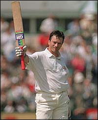 Waugh 's batting helped Australia to a 3-2 Ashes success against England in 1997