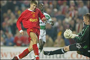 Liverpool midfielder Steven Gerrard spurns his side's best chance of the game