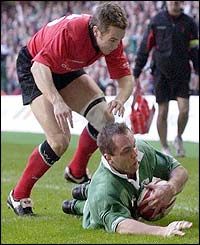 Keith Gleeson goes over to give Ireland a 14-7 lead 