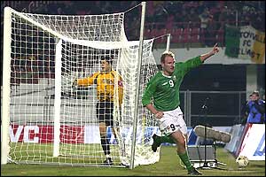 Ireland�s Gary Doherty salutes the crowd as Ireland move back into the lead