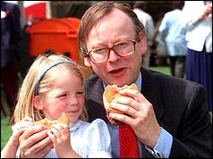 John Gummer and the beefburger