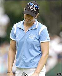 Annika Sorenstam shakes her head as another opportunity falls by the wayside and she cards another bogey