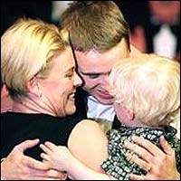 Stephen Hendry celebrates with his family