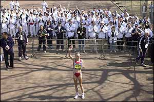 Paula Radcliffe celebrates her marathon win