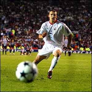 Andriy Shevchenko scores the winning penalty for AC Milan