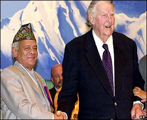 Sir Edmund and Nepal Prime Minister Lokendra Bahadur Chand 