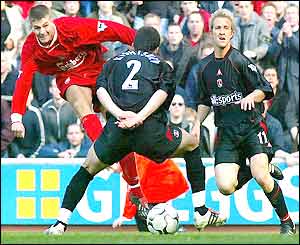 Steven Gerrard hits Liverpool's winner against Charlton