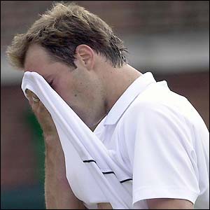 Rusedski comes close but Roddick proves too good