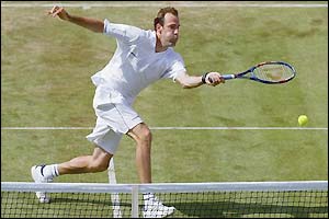 Rusedski claims the second set 6-4