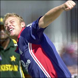 Andrew Flintoff celebrates as he dismisses Mohammad Hafeez lbw for 14