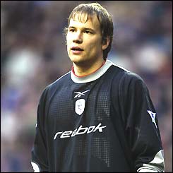 A dejected-looking Jussi Jaaskelainen 