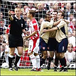 Freddie Ljungberg scores the only goal in the semi-final against Sheffield United