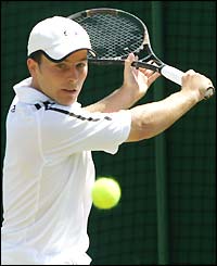 Olivier Rochus beat Finland's Jarkko Nieminen 7-6 (7-5) 6-3 6-1 