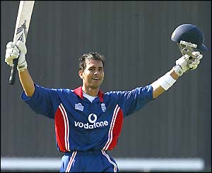 Vikram Solanki celebrates his first one-day international century