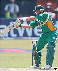 South Africa's Jacques Kallis plays a cut stroke