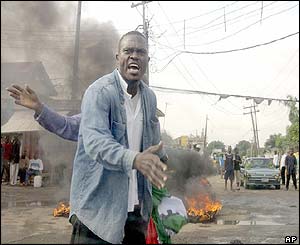 A fuel striker in Yaba, Lagos
