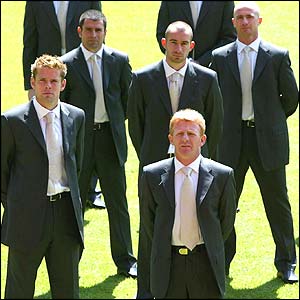 Southampton players model their Cup final suits 