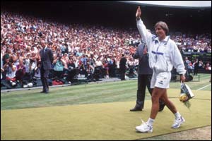 Martina Navratilova waves goodbye to the Centre Court crowd