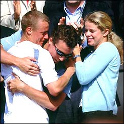 Lleyton Hewitt celebrates Wimbledon victory