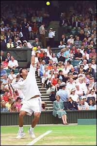 Paradorn Srichaphan serves