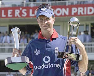 Michael Vaughan holds the NatWest trophy's aloft