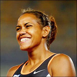 Cathy Freeman announces her retirement in July, with immediate effect