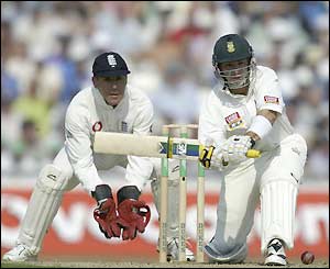 Herschelle Gibbs gets after the England attack