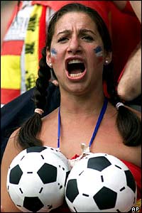 French followers were in full voice