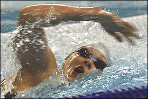 Hannah Stockbauer swims on the way to winning the women's 1,500m freestyle