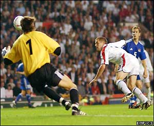 Michael Owen puts England 1-0 up