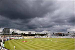 Play begins at Edgbaston