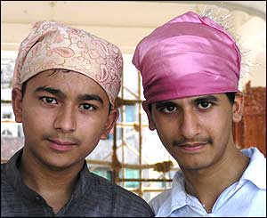 Hindu boys at Golden Temple 