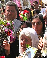 Relatives of Halabja victims