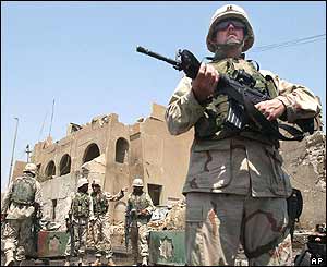 US soldiers in front of embassy