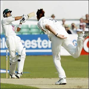 Vikram Solanki hits out against Lancashire